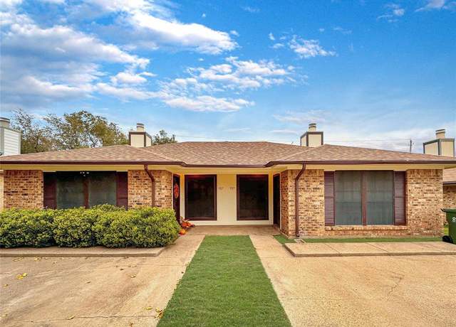 Property at 505 Claire Ct, Arlington, TX 76012, 4 beds, 2 baths
