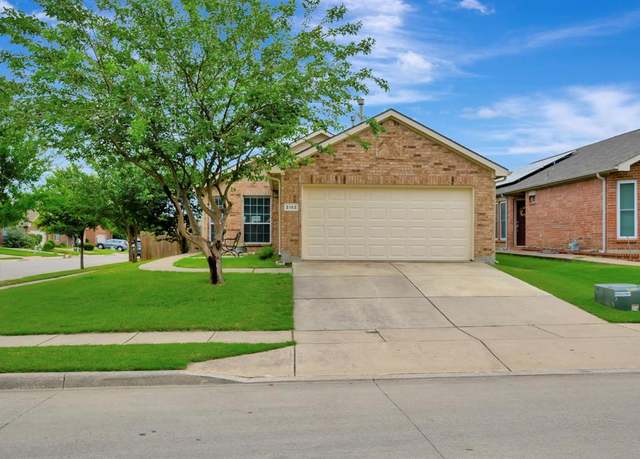 Property at 2152 Charmion Ln, Fort Worth, TX 76131, 3 beds, 2 baths