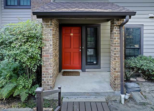 Property at 9910 Royal Ln #208, Dallas, TX 75231, 1 bed, 1.5 baths
