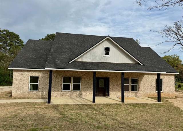 Property at 118 Private Road 6305, Mineola, TX 75773, 3 beds, 2.5 baths