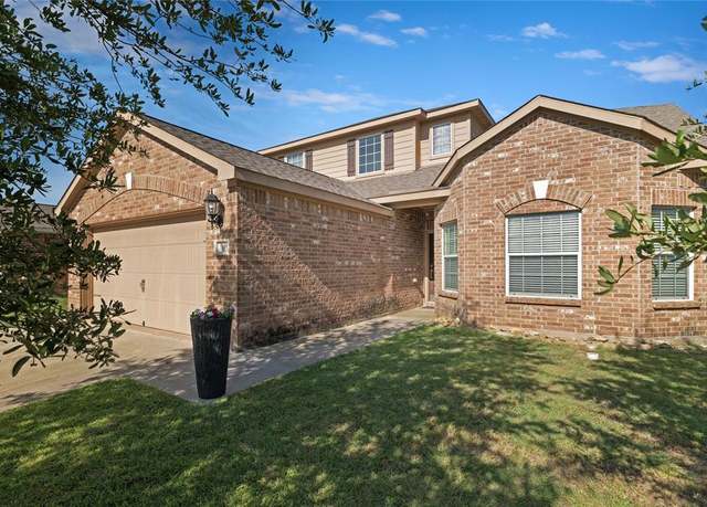 Property at 1105 First St, Sanger, TX 76266, 4 beds, 2.5 baths
