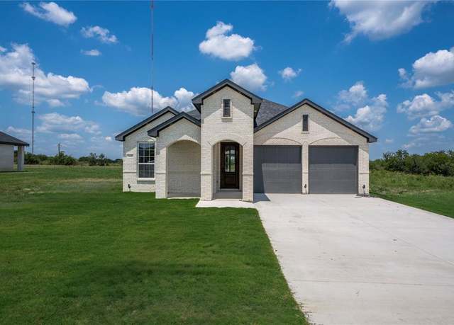 Property at 3400 Dobbins Row, Corsicana, TX 75110, 4 beds, 3 baths