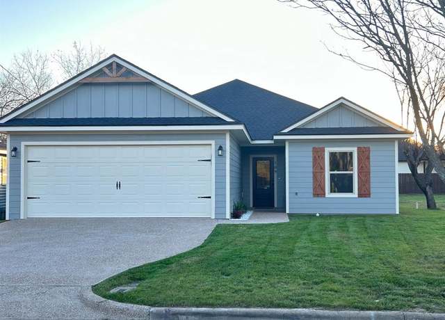 Property at 509 Mckinley St, Mcgregor, TX 76657, 3 beds, 2 baths