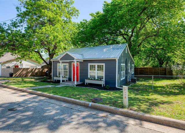 Property at 408 Bryan St, Weatherford, TX 76086, 2 beds, 1 bath