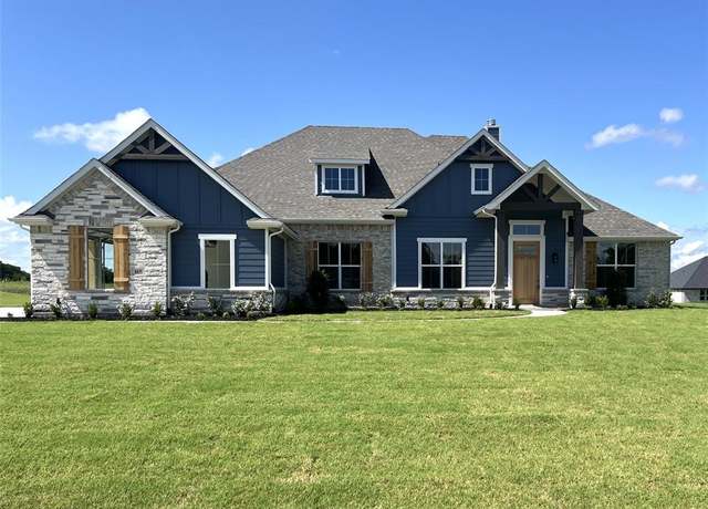 Property at 165 Cooper Ln, Van Alstyne, TX 75495, 4 beds, 3 baths