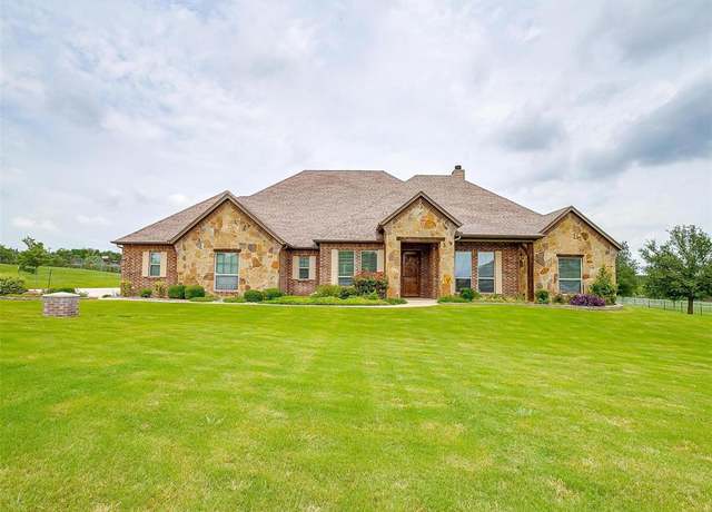 Property at 160 Solano Cir, Aledo, TX 76008, 4 beds, 3.5 baths
