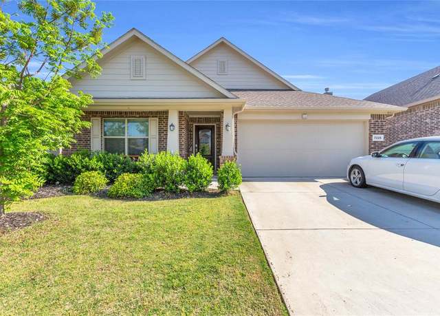 Property at 7225 Tesoro Trl, Fort Worth, TX 76131, 4 beds, 2.5 baths