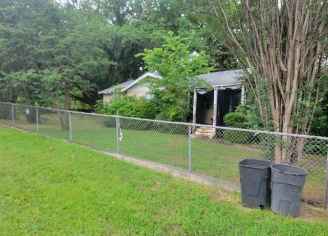 Property at 4601 County Road 3416, Lone Oak, TX 75453, 2 beds, 1 bath
