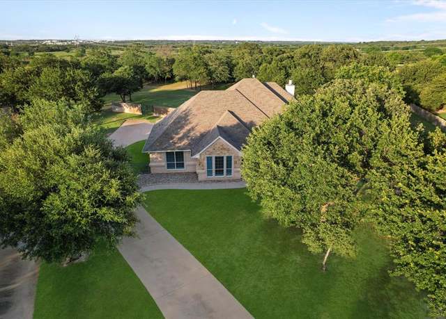 Property at 2129 Woodland Hills Ln, Weatherford, TX 76087, 4 beds, 3.5 baths