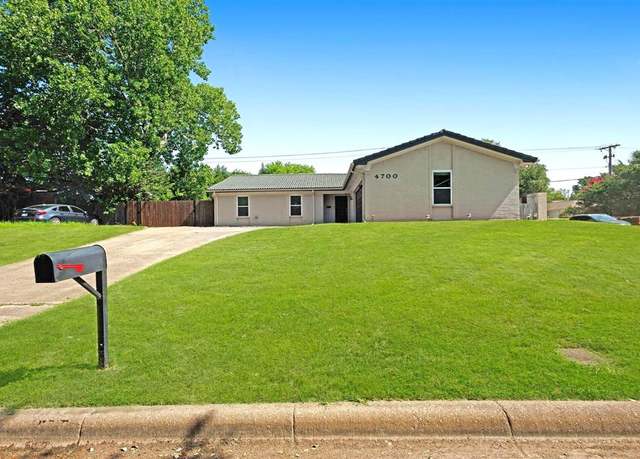 Property at 4700 Cinnamon Hill Dr, Fort Worth, TX 76133, 3 beds, 2 baths