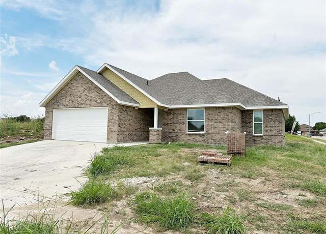 Property at 4036 Tarpon Springs Dr, Fort Worth, TX 76123, 3 beds, 2 baths