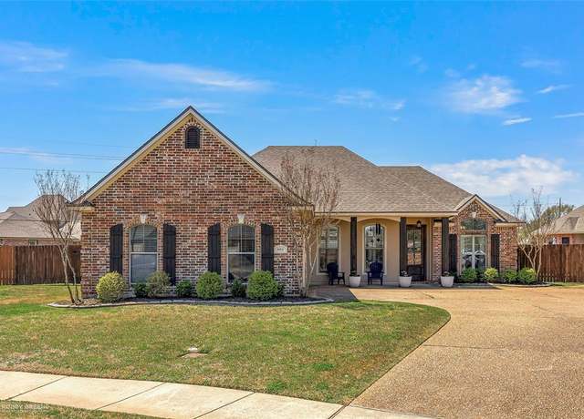 Property at 392 Half Moon Ct, Bossier City, LA 71111, 3 beds, 2 baths