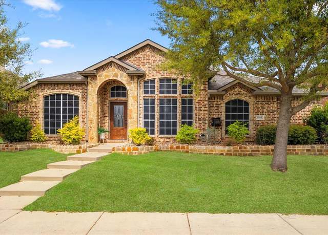 Property at 1060 Shady Lane Dr, Rockwall, TX 75087, 4 beds, 3 baths