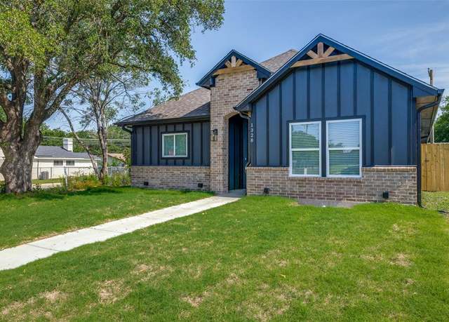 Property at 1328 Glasgow Rd, Fort Worth, TX 76134, 3 beds, 2 baths