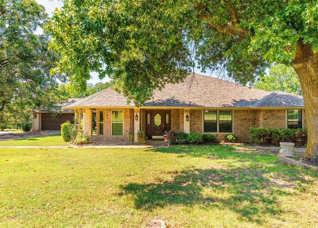 Property at 204 Branchford Dr, Sherman, TX 75090, 4 beds, 3 baths