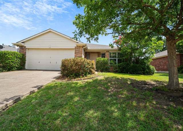 Property at 3013 Eastwood Dr, Wylie, TX 75098, 4 beds, 2 baths