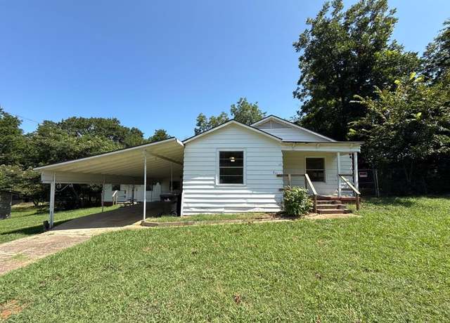 Property at 711 Dubois St, Denison, TX 75020, 6 beds, 3 baths