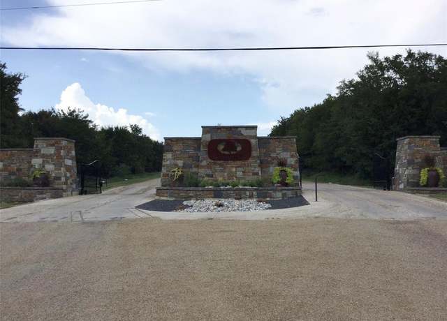 Property at 126 Oakmont Dr, Mabank, TX 75147