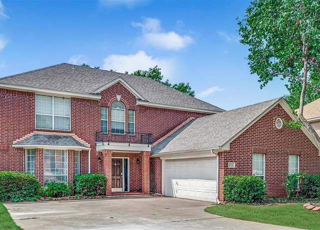 Property at 4326 Vine Ridge Ct, Arlington, TX 76017, 4 beds, 2.5 baths