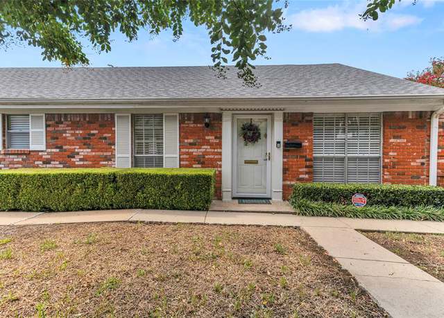 Photo of 1009 Roaring Springs Rd #2, Fort Worth, TX 76114