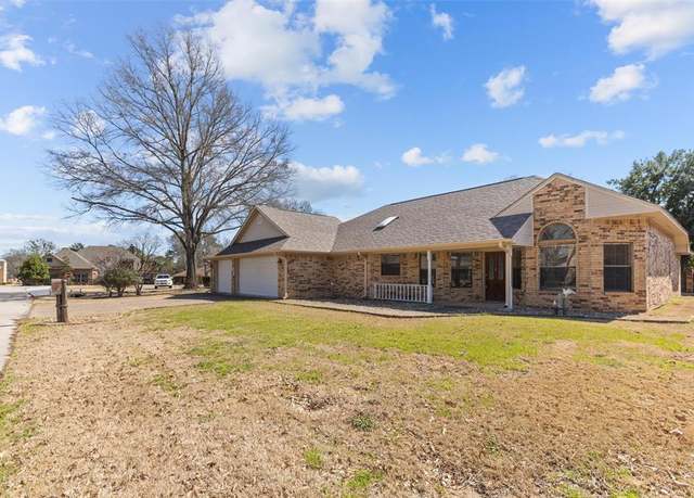Property at 103 Holly Hill Ln, Bullard, TX 75757, 3 beds, 2 baths