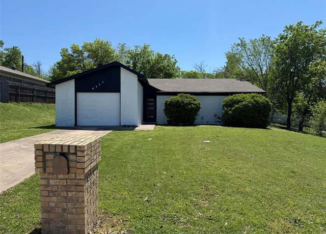 Property at 8237 Albert St, White Settlement, TX 76108, 4 beds, 2 baths