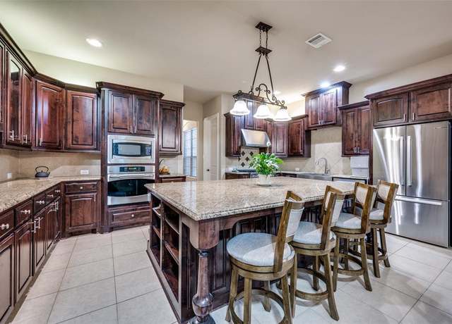 Property at 751 Chateaus Dr, Coppell, TX 75019, 4 beds, 4 baths