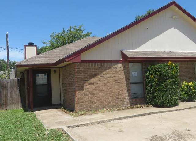 Property at 5912 Tinsley Dr, Arlington, TX 76017, 2 beds, 2 baths