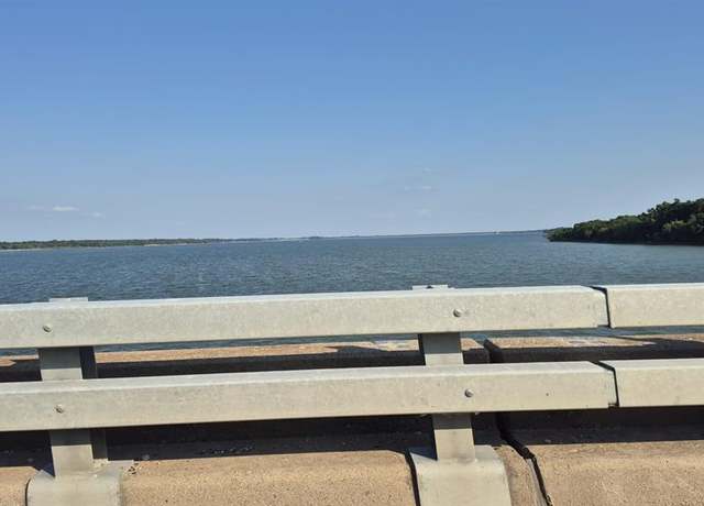 Property at 691 Farmer Rd, Ennis, TX 75119
