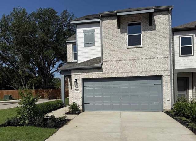 Property at 2685 Mineral Wells Ln, Dallas, TX 75228, 3 beds, 2.5 baths