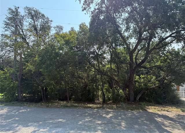 Property at 1011 Hidden Cove Trl, Granbury, TX 76049