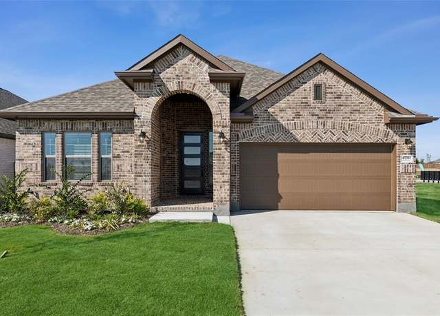 Property at 3910 Summerfield Dr, Heartland, TX 75114, 3 beds, 2 baths