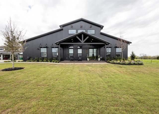 Property at 4004 Abbott Ranch Rd, Royse City, TX 75189, 4 beds, 5.5 baths