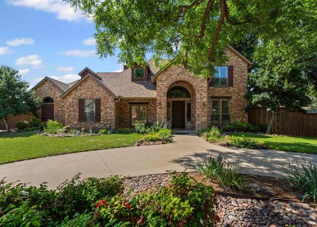 Property at 2401 Mystic Trl, Rowlett, TX 75088, 4 beds, 3.5 baths