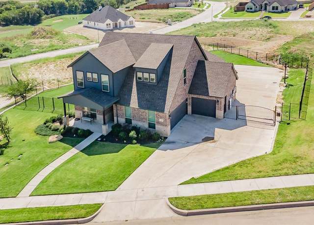 Property at 8208 Indian Hills Ct, Benbrook, TX 76126, 4 beds, 3.5 baths