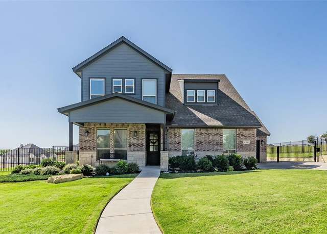 Property at 8208 Indian Hills Ct, Benbrook, TX 76126, 4 beds, 3.5 baths
