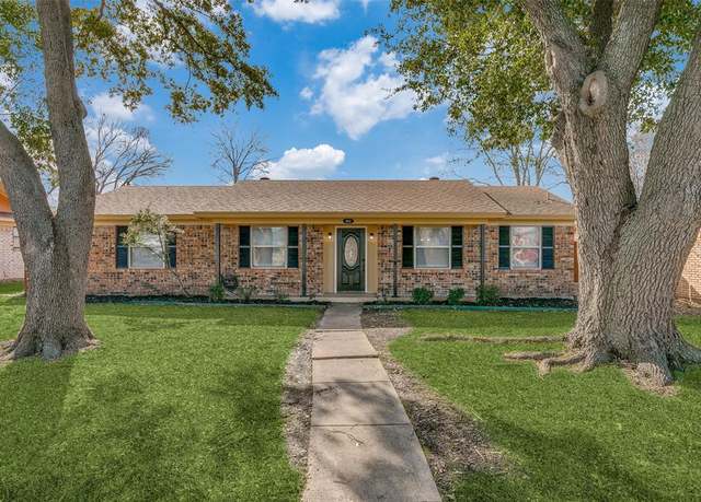Property at 1502 Crockett St, Garland, TX 75042, 3 beds, 2 baths