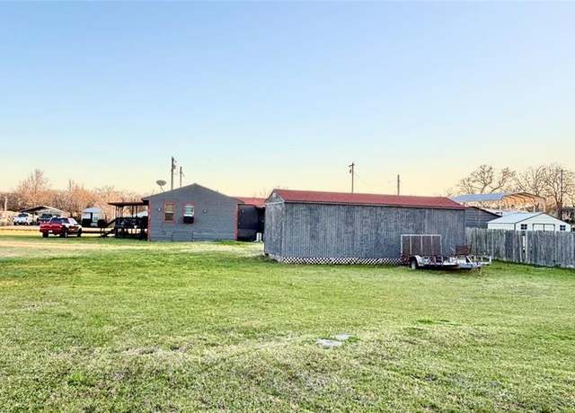 Property at 774 Holiday Village Dr, Quitman, TX 75783