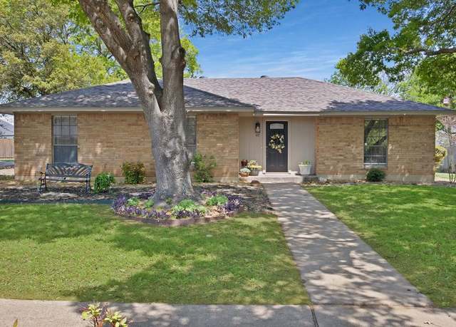 Property at 417 Daniel Ln, Cedar Hill, TX 75104, 3 beds, 2 baths