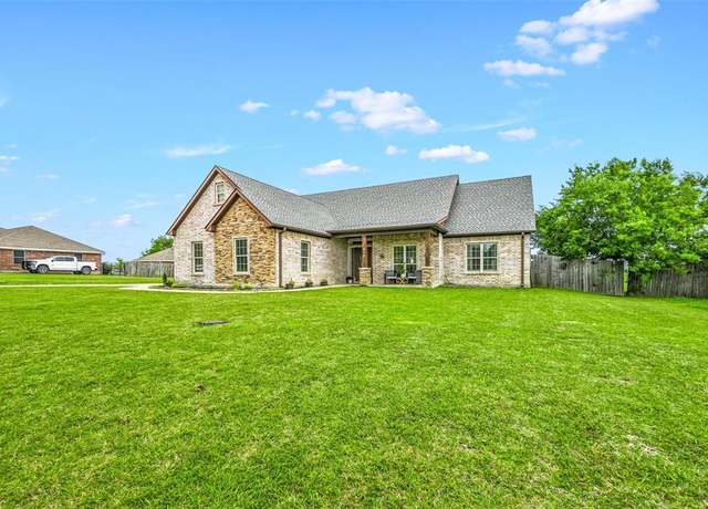 Property at 612 Laurel Dr, Wills Point, TX 75169, 4 beds, 3 baths
