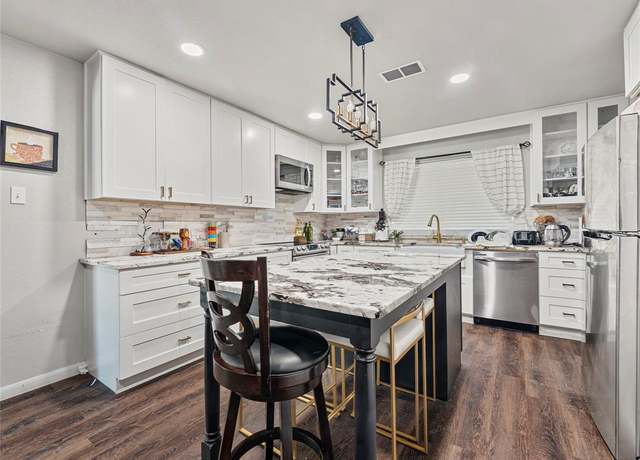 Property at 6455 El Toro Ct, Fort Worth, TX 76133, 4 beds, 2 baths