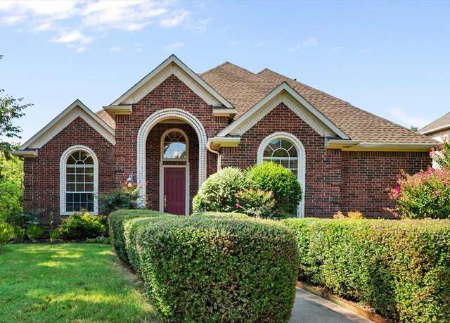 Property at 2302 Creek Crossing Dr, Corinth, TX 76210, 4 beds, 3 baths