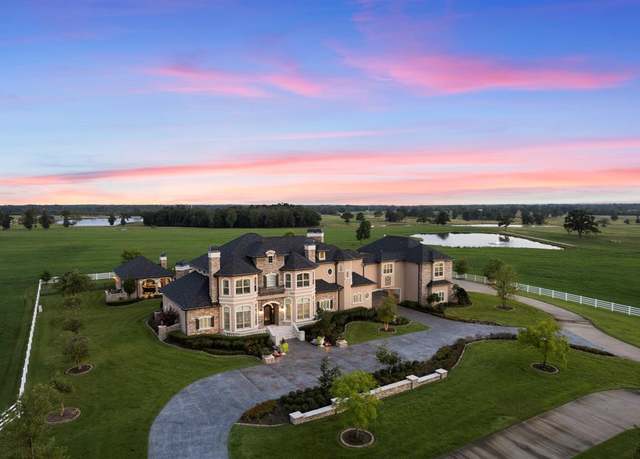 Property at 2900 Interstate 30 E, Mount Pleasant, TX 75455, 6 beds, 7 baths