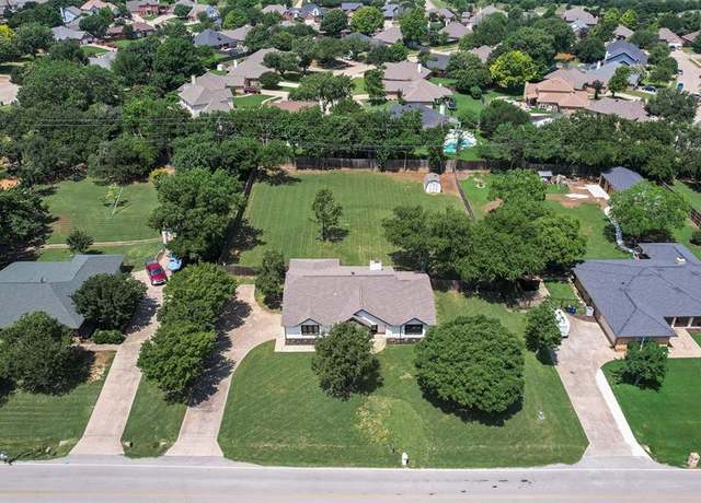 Property at 800 Shady Ln N, Keller, TX 76248, 4 beds, 2 baths