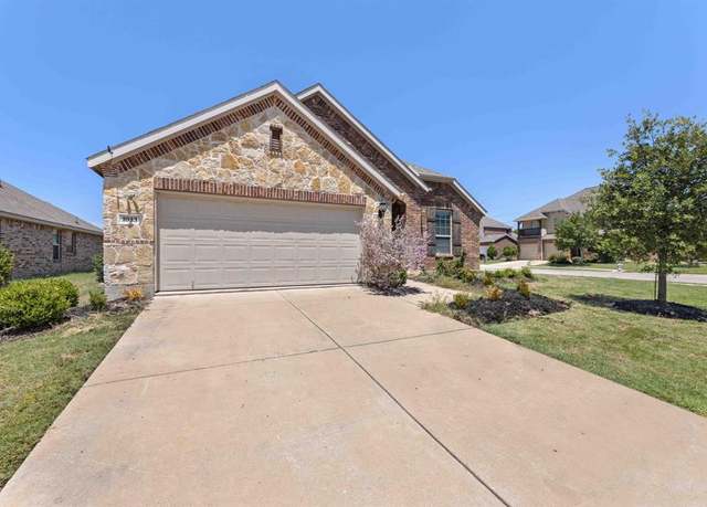 Property at 1033 Water Garden Cir, Little Elm, TX 75068, 4 beds, 2 baths