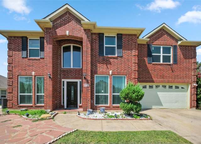 Property at 5780 Fawn Ct, Haltom City, TX 76137, 5 beds, 2.5 baths