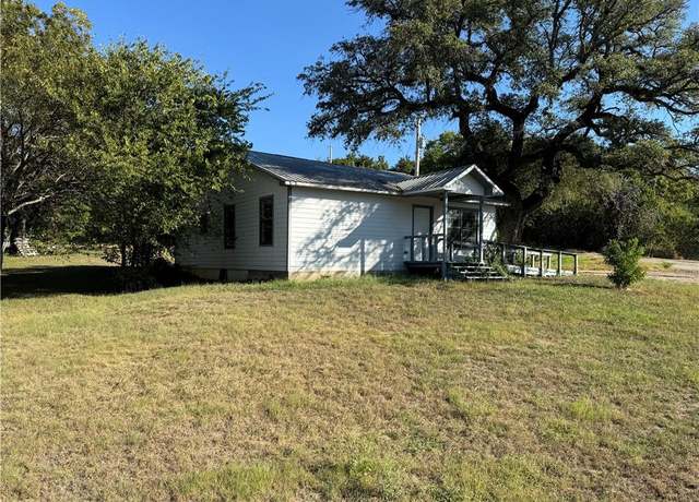 Property at 409 S 9th St, Valley Mills, TX 76689, 3 beds, 1 bath