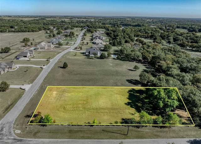 Property at 20 Golf Walk Cir, Denison, TX 75020