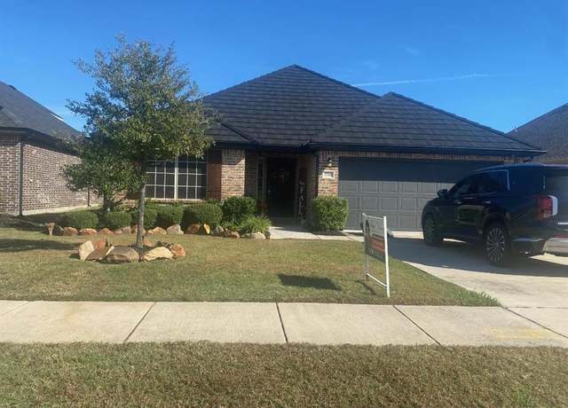 Property at 2748 Morning Song Dr, Little Elm, TX 75068, 4 beds, 2 baths