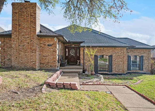 Property at 1704 Turtle Rock Ct, Carrollton, TX 75007, 4 beds, 2.5 baths